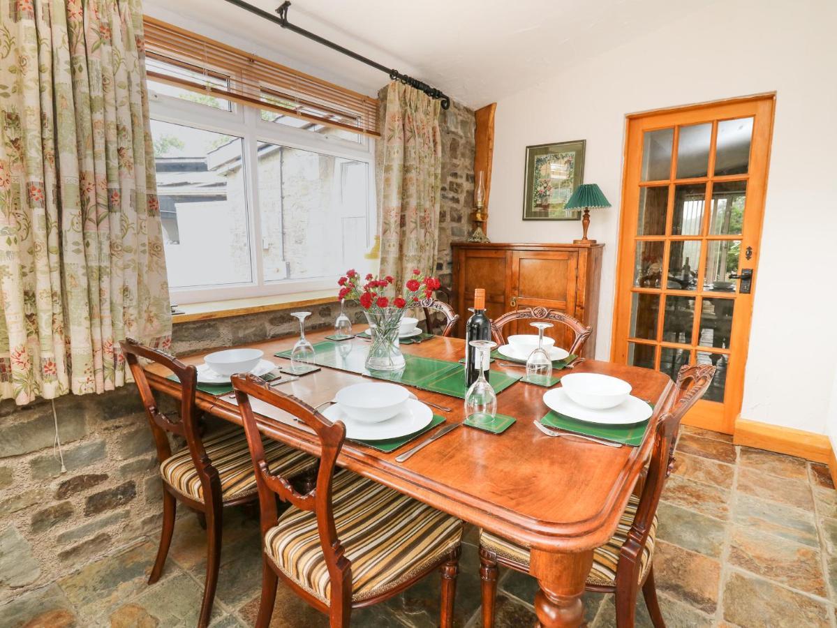Holly Farm Cottage Newbridge on Wye Eksteriør bilde